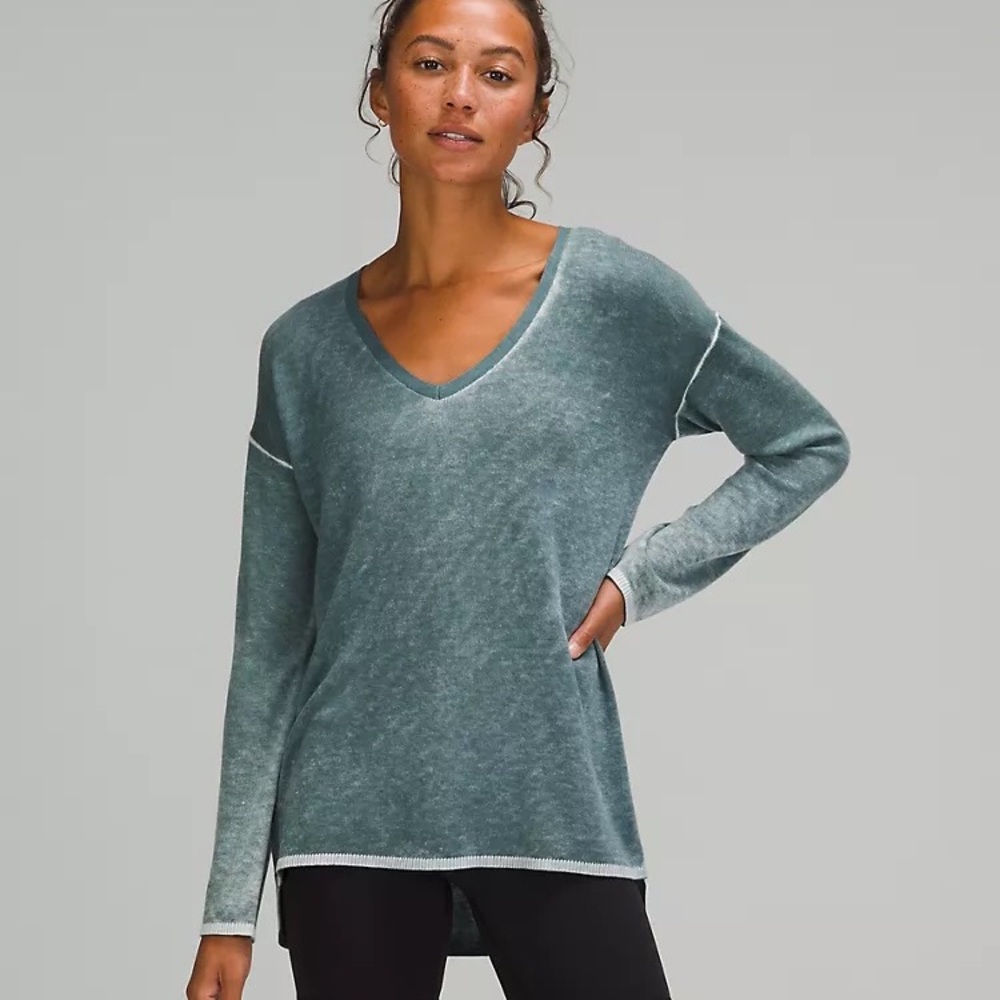 Lululemon Cashlu V Neck Sweater Arctic Green size 6 -NWOT